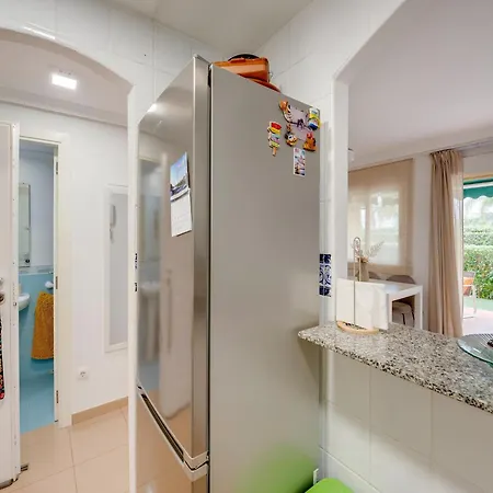 Beachside Apartman *